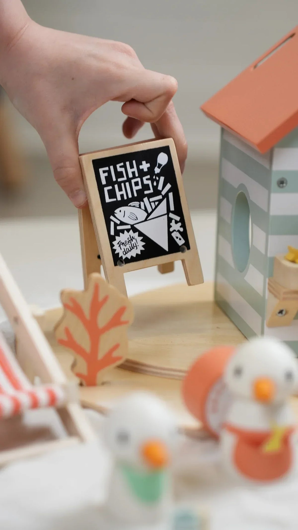 Wooden Beach Hut Play Set - Sandy's Fish and Chips